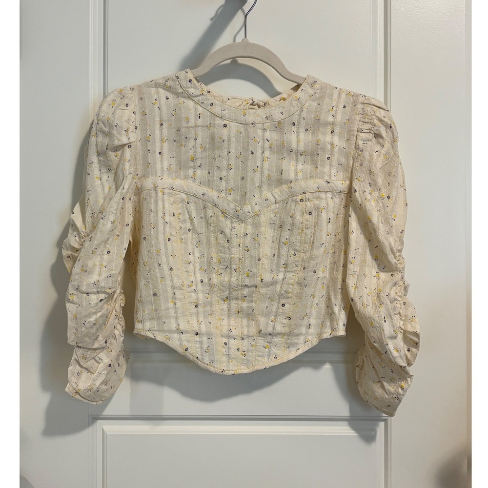 Olivaceous Floral Blouse Womens Medium Cream Puff Ruched Sleeve Open Back Crop
